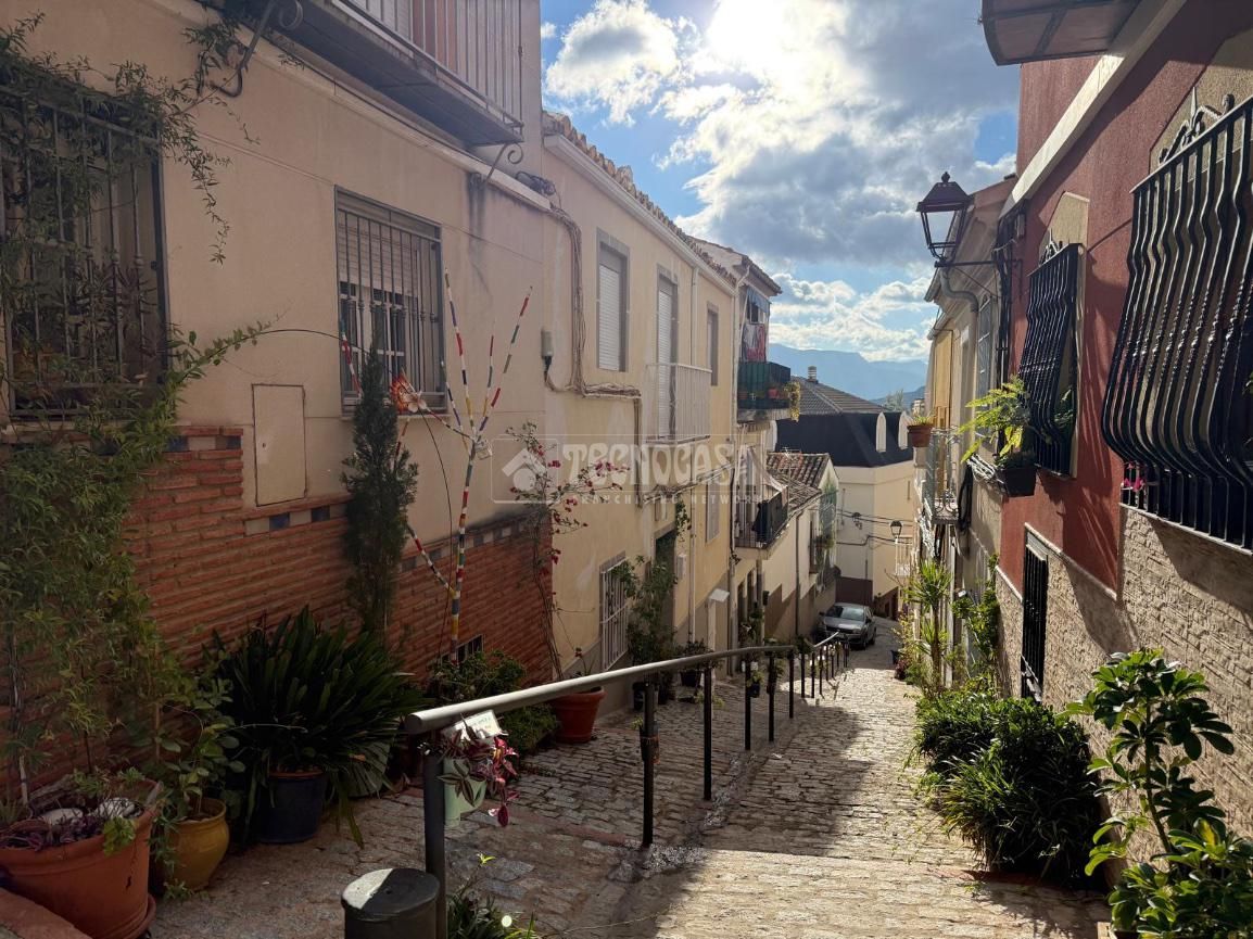 Vista exterior de Casa o xalet en venda en  Jaén Capital amb Terrassa i Traster