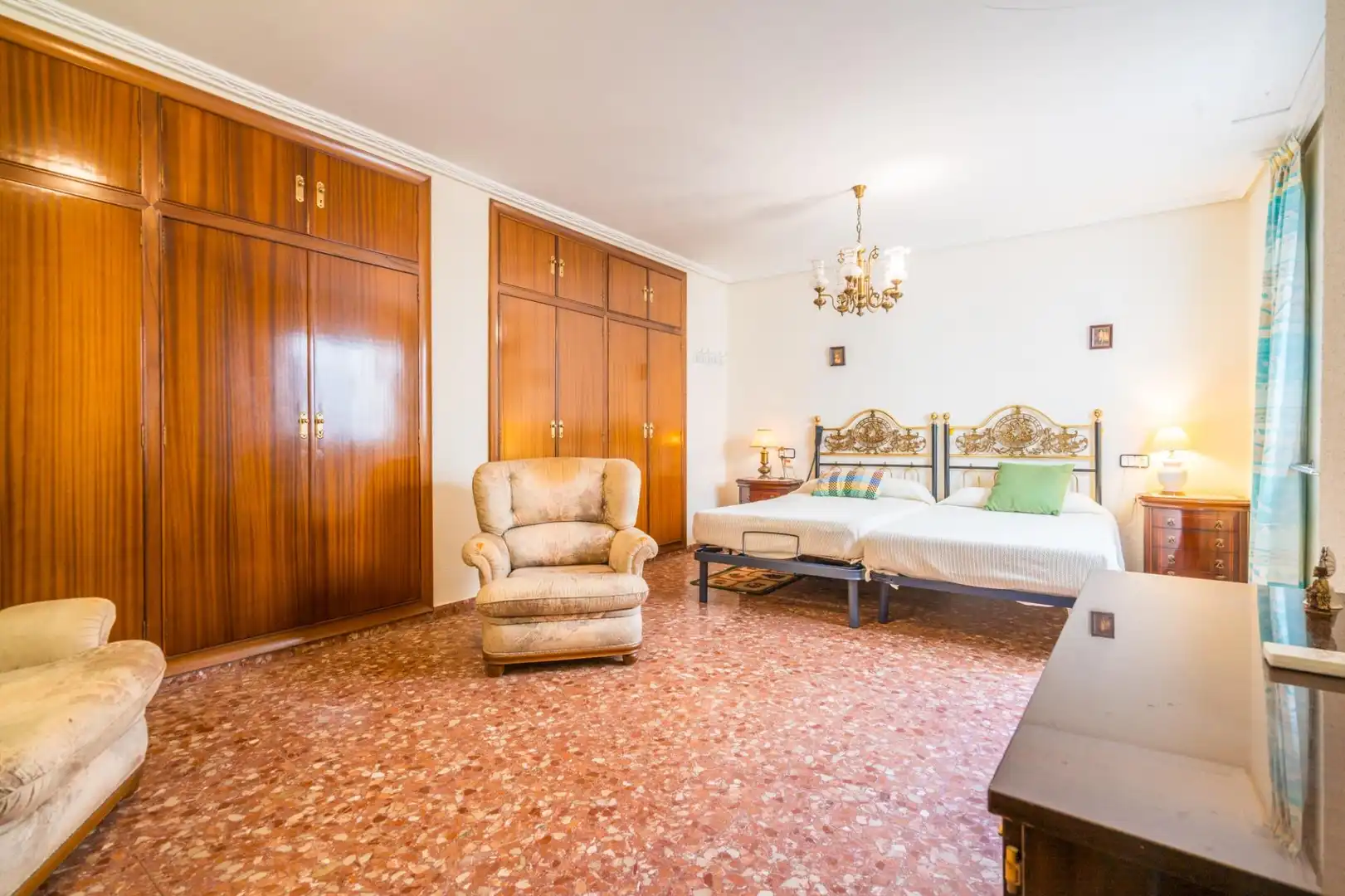 Habitación de Casa adosada en venta en Sagunto / Sagunt con Terraza