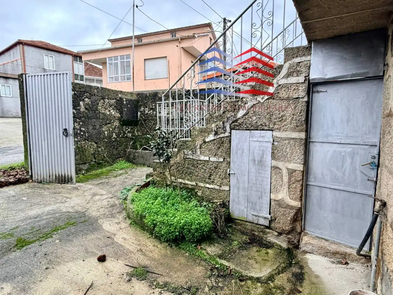 Vista exterior de Casa o chalet en venta en A Bola  con Jardín privado, Trastero y Balcón