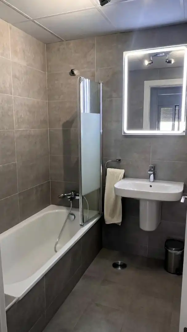 Baño de Piso en venta en Rincón de la Victoria con Aire acondicionado, Terraza y Trastero