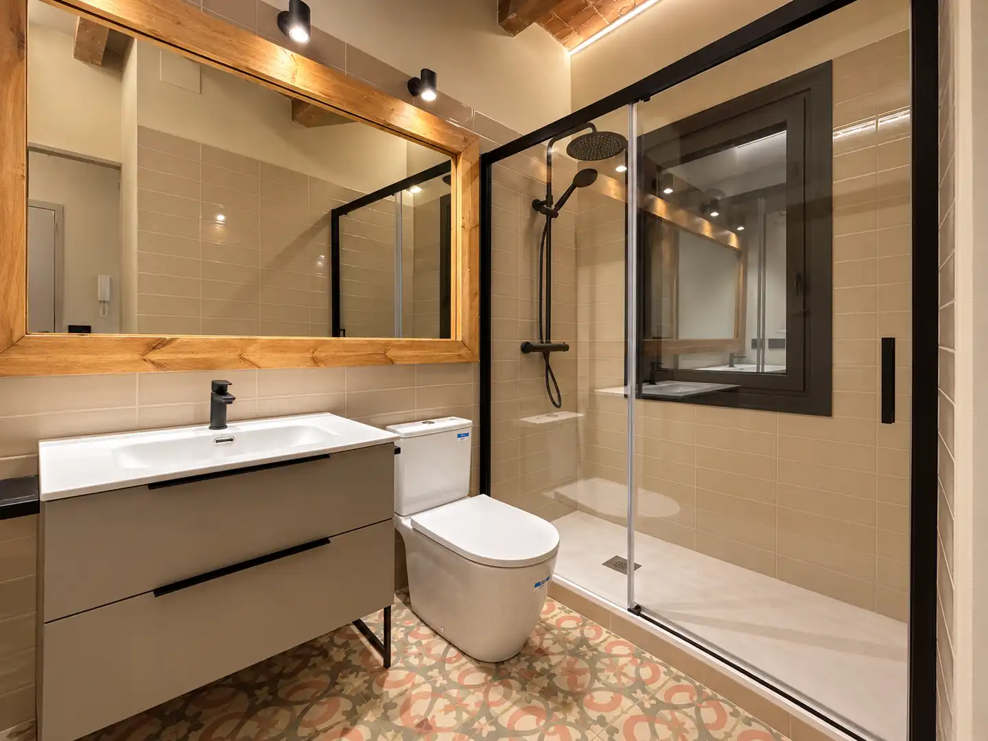 Baño de Piso en venta en Sants - Montjuïc