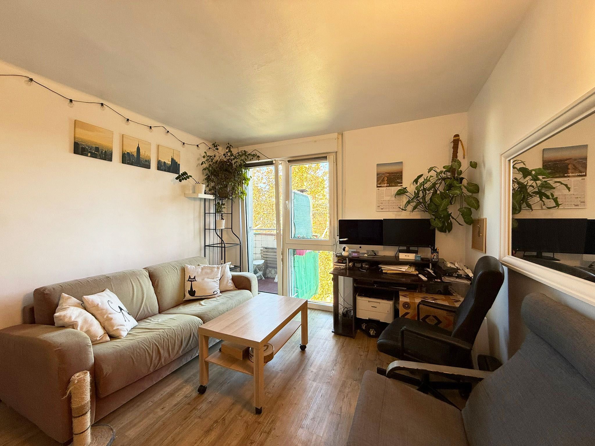 Living room of Flat for sale in  Barcelona Capital  with Heating and Balcony