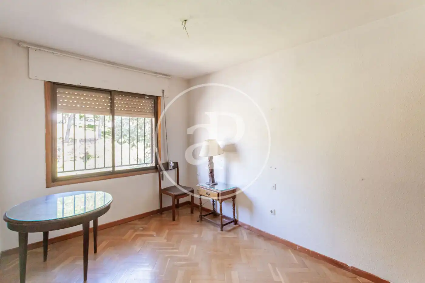 Dormitori de Casa adosada en venda en Madrid amb Calefacció, Jardí privat i Piscina