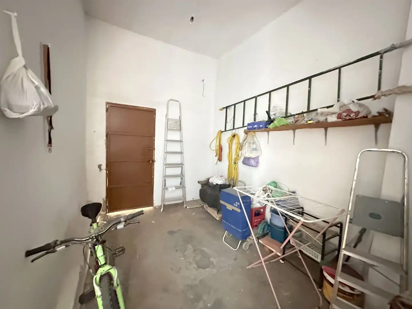 Houses for sale in Dos Hermanas  with Terrace and Storage room