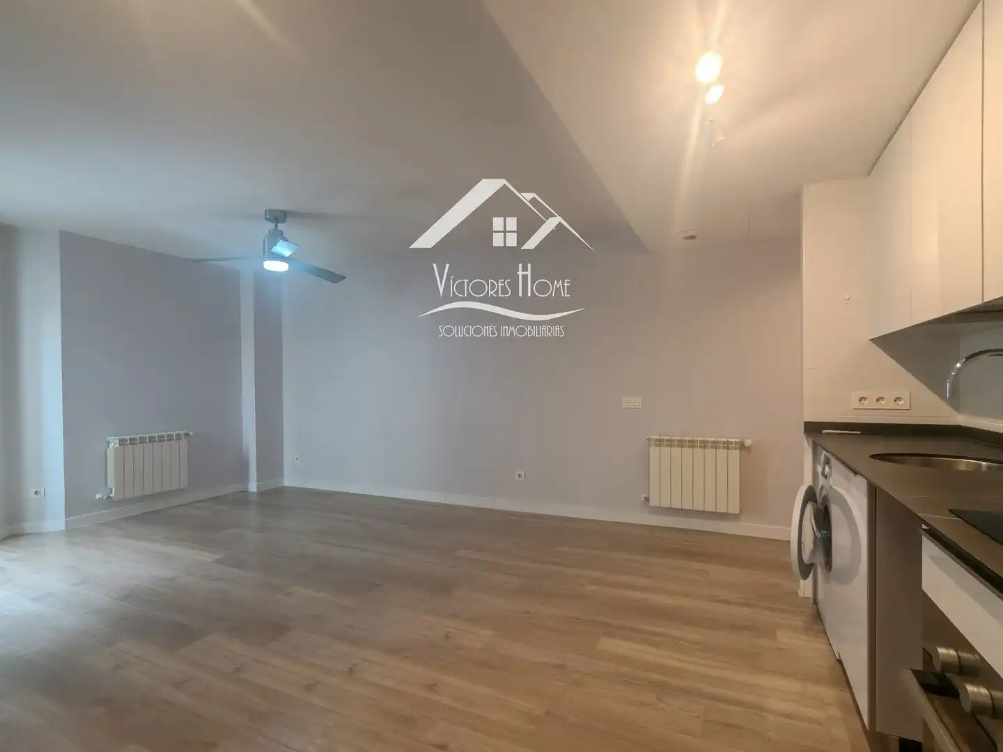 Living room of Flat for rent in Madrid  with Heating, Storage room and Swimming Pool