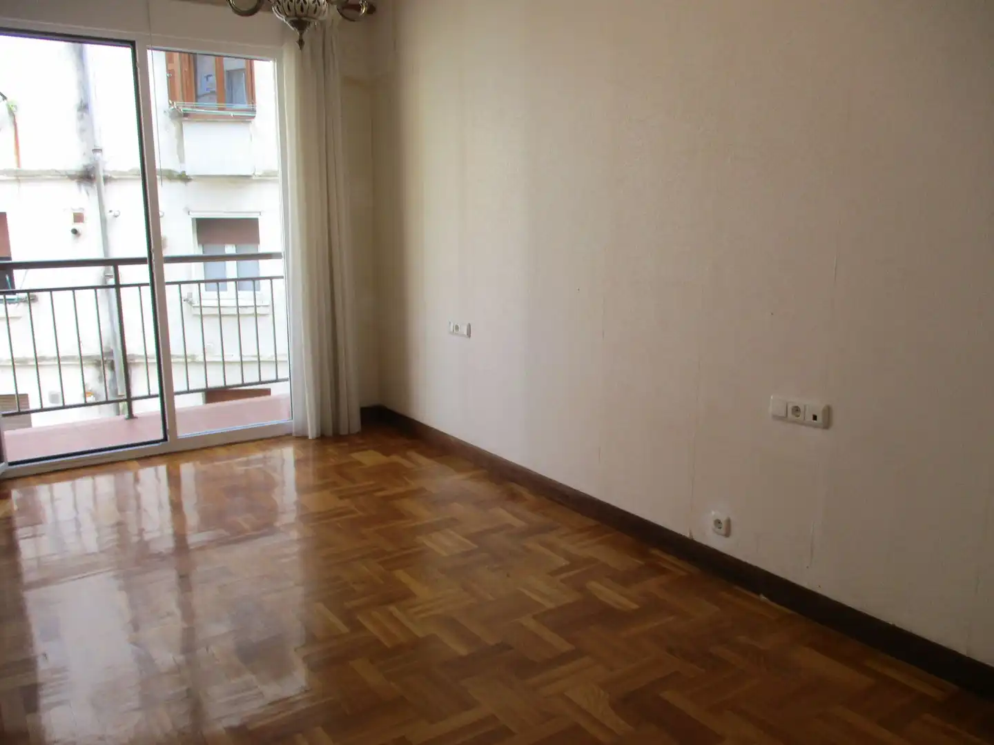 Habitación de Piso en venta en Donostia - San Sebastián  con Calefacción y Terraza