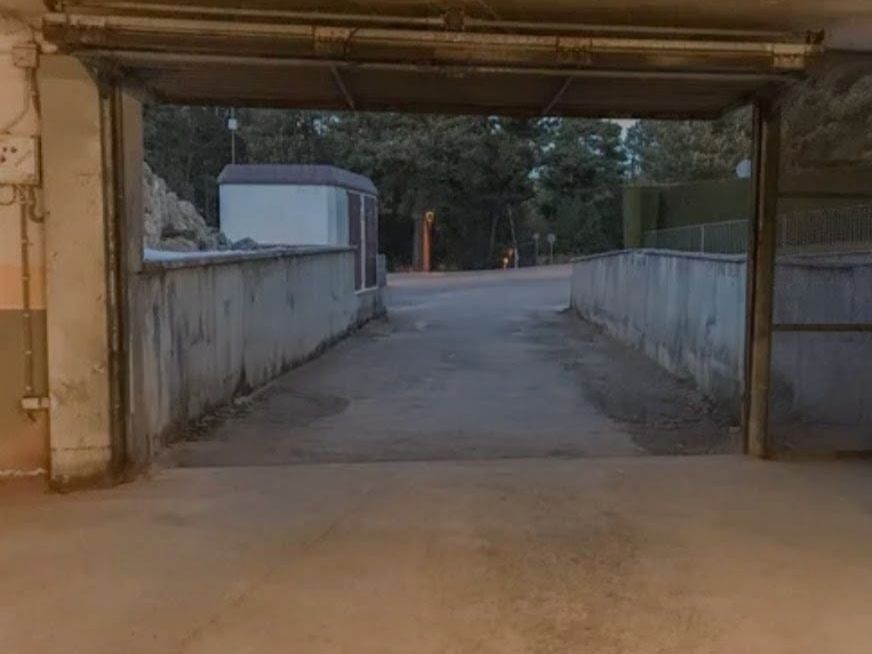 Parking of Garage for sale in Alp