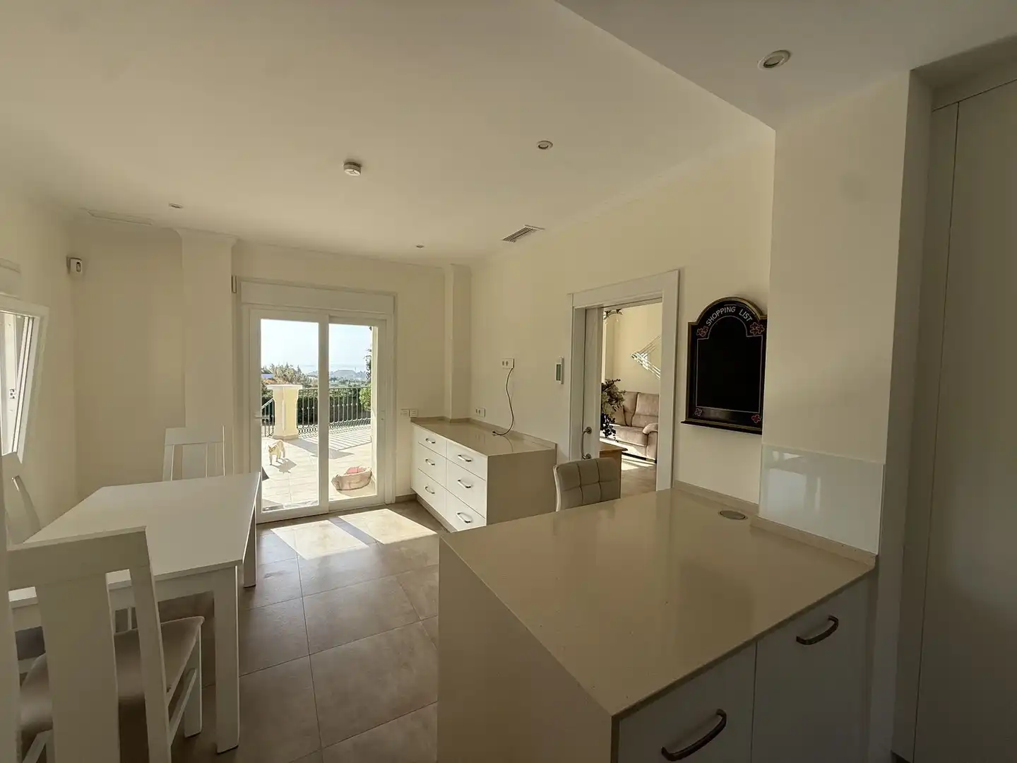Villa con giardino in vendita a Estepona Pueblo, imagen 4
