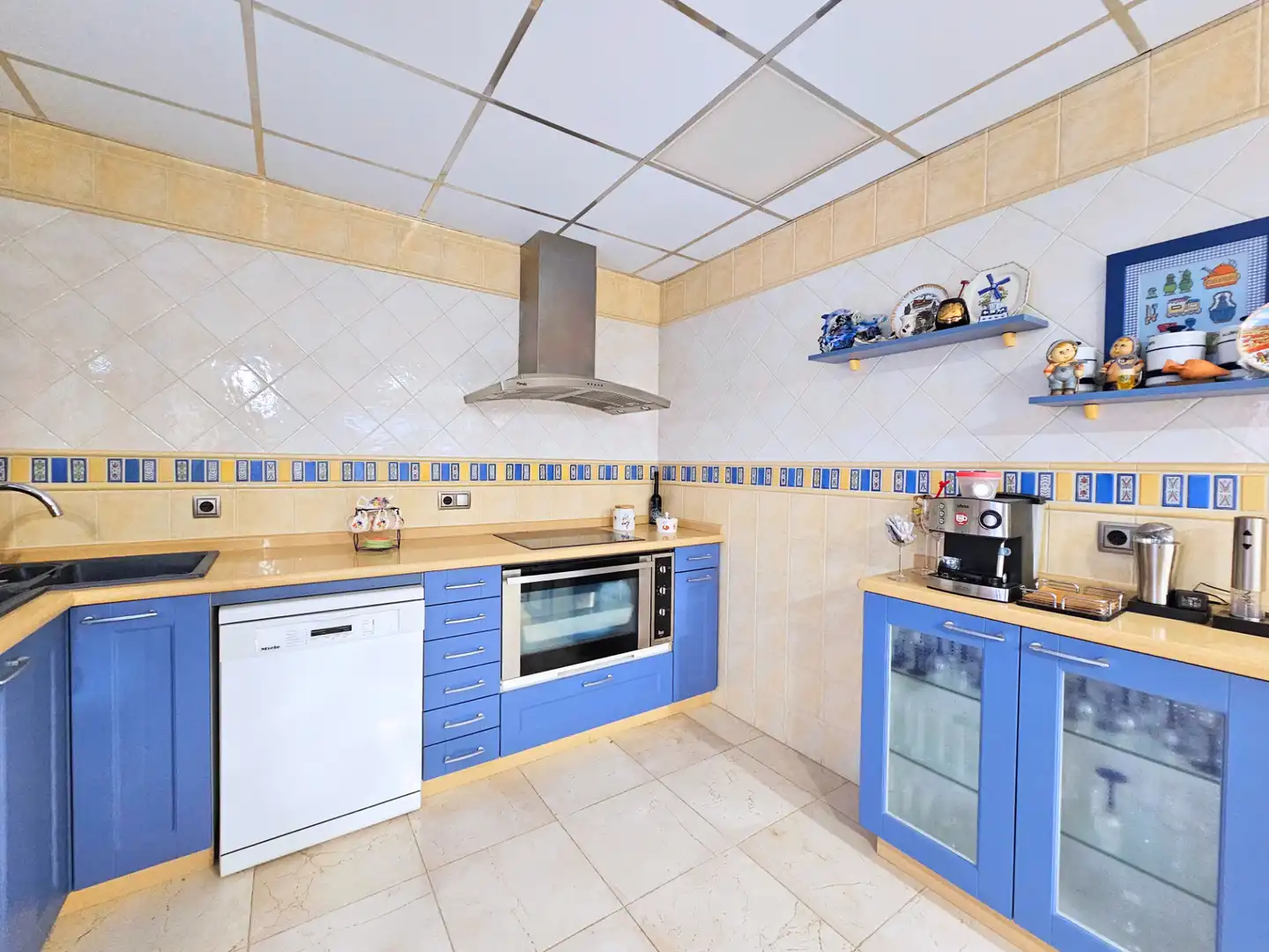 Cocina de Casa o chalet en venta en Cartagena con Aire acondicionado, Calefacción y Jardín privado