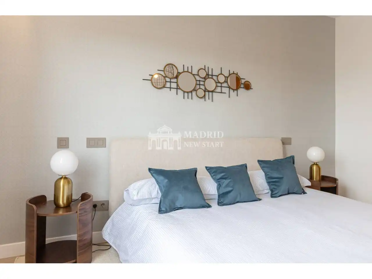 Bedroom of Flat for rent in Madrid  with Air Conditioner, Heating and Terrace