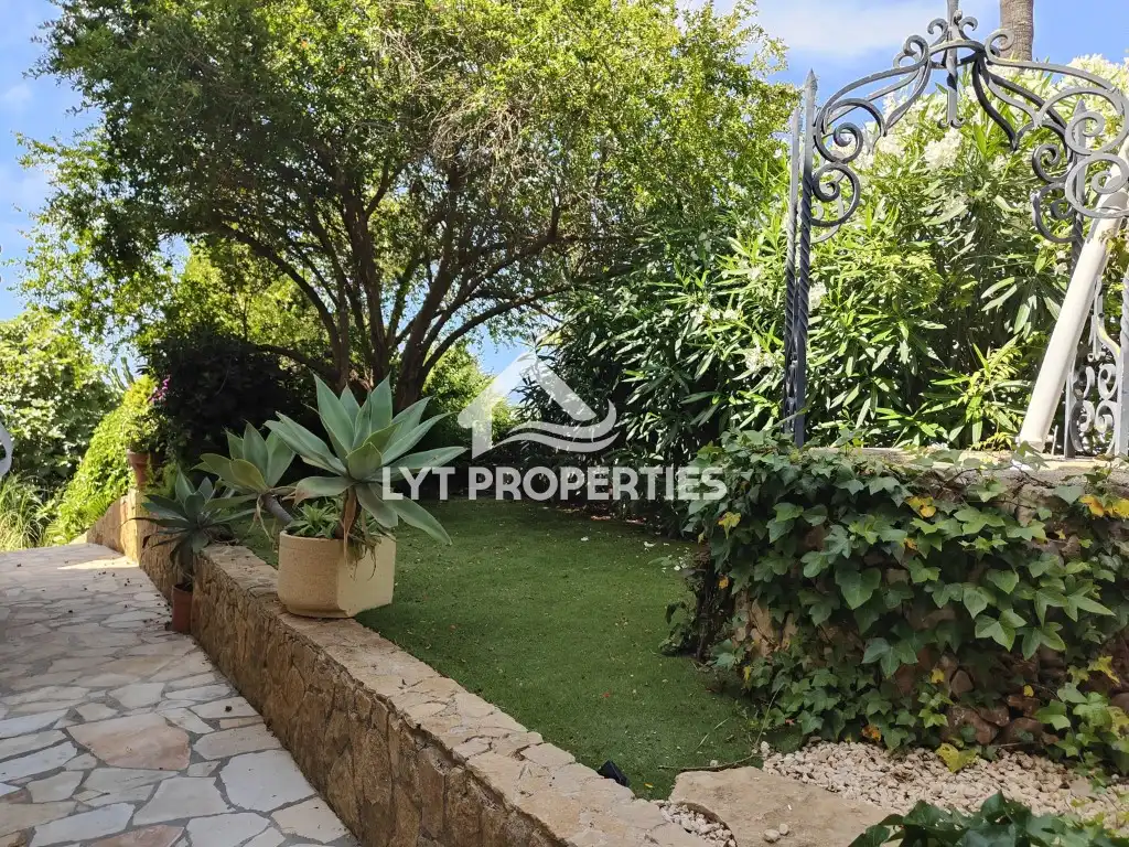 Vista exterior de Casa o xalet en venda en Jávea / Xàbia amb Piscina