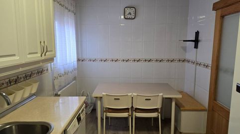 Foto 4 de Casa adosada en venta en Pioz, Guadalajara