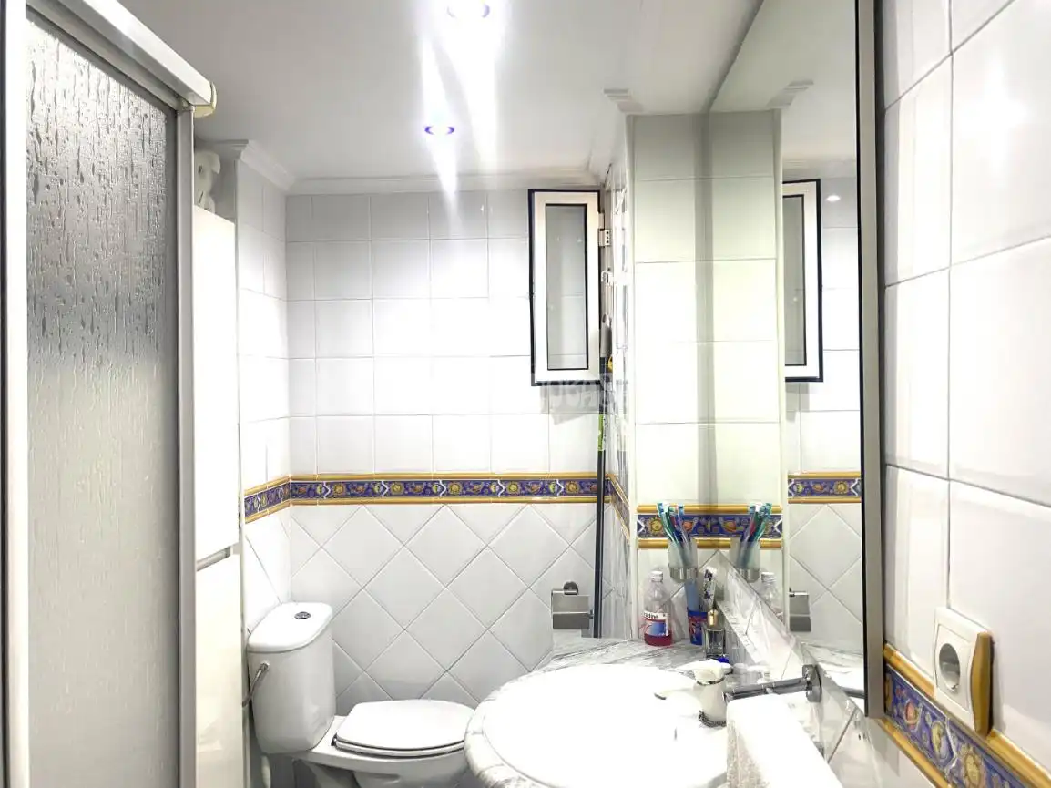 Bany de Pis en venda en Sevilla