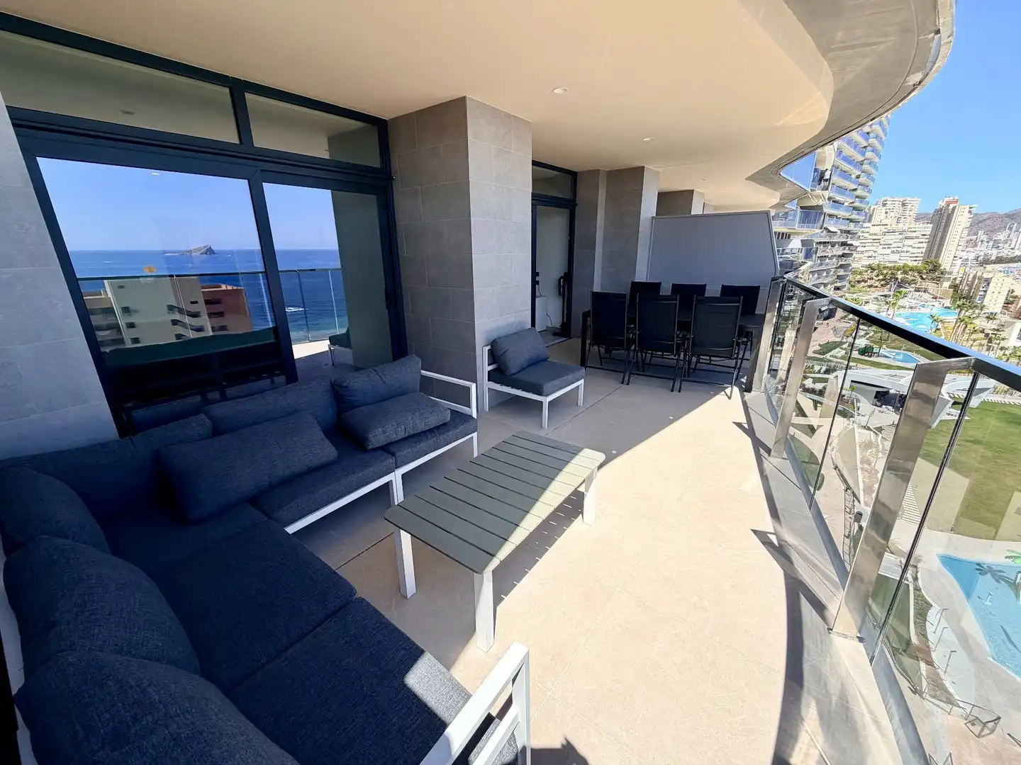 Apartamento con piscina en alquiler en Playa de Poniente, imagen 4
