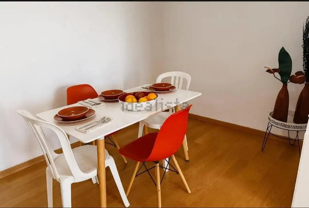 Esszimmer von Dachboden zum Verkauf in Almería mit Klimaanlage und Terrasse