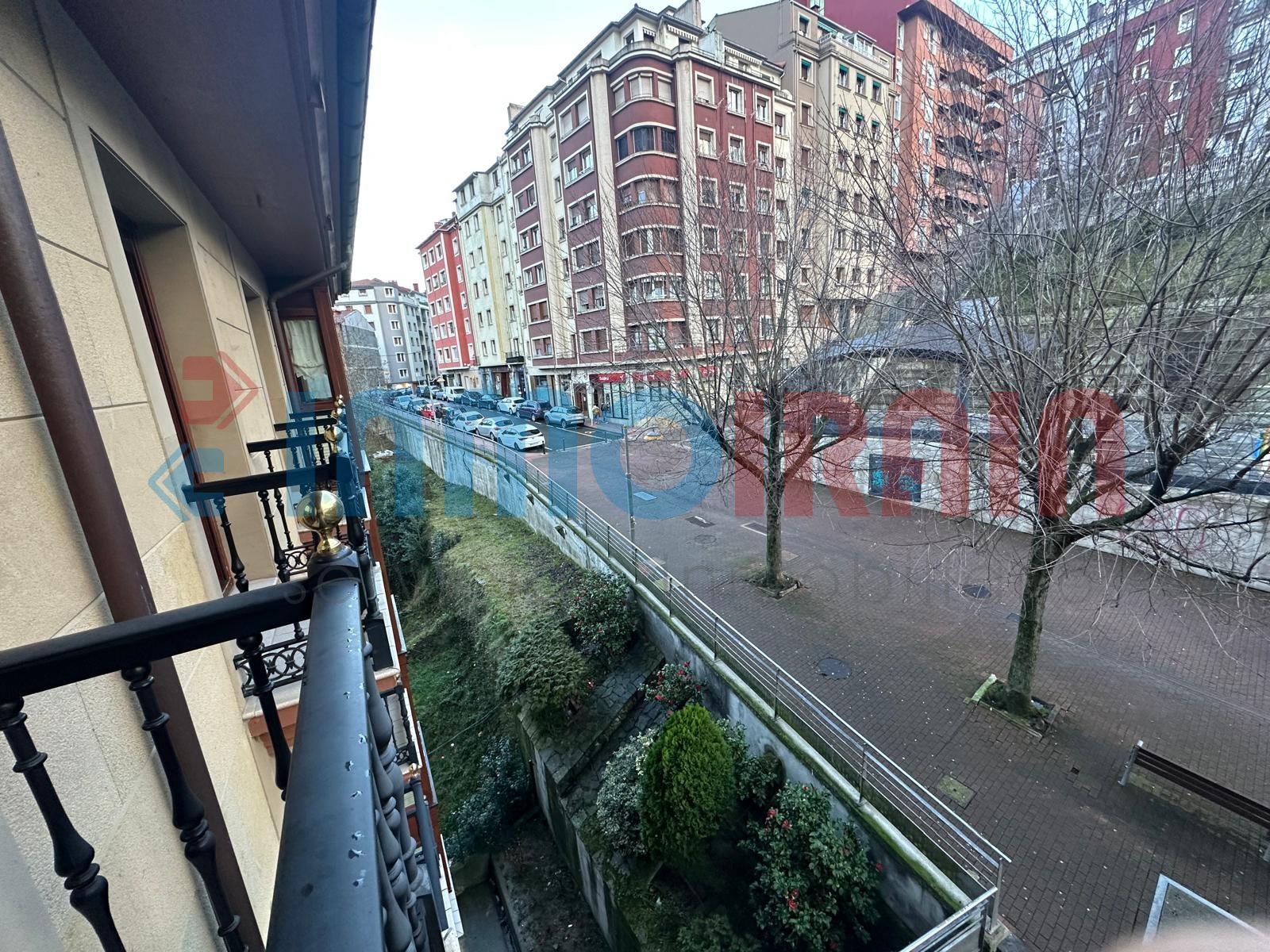 Pis en venda a Fermin Calbeton Kalea