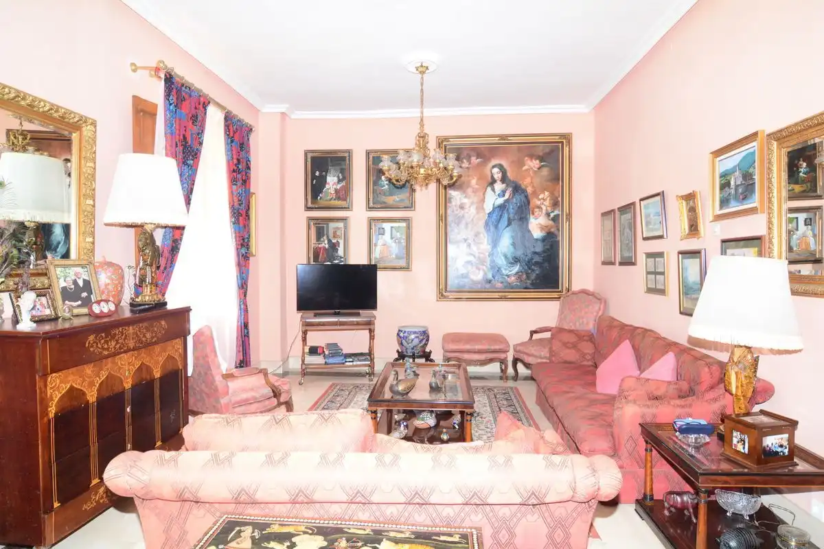 Sala d'estar de Casa o xalet en venda en Llanes amb Calefacció, Jardí privat i Traster