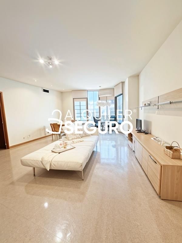 Dormitori de Pis de lloguer en Castellón de la Plana / Castelló de la Plana amb Aire condicionat, Calefacció i Moblat