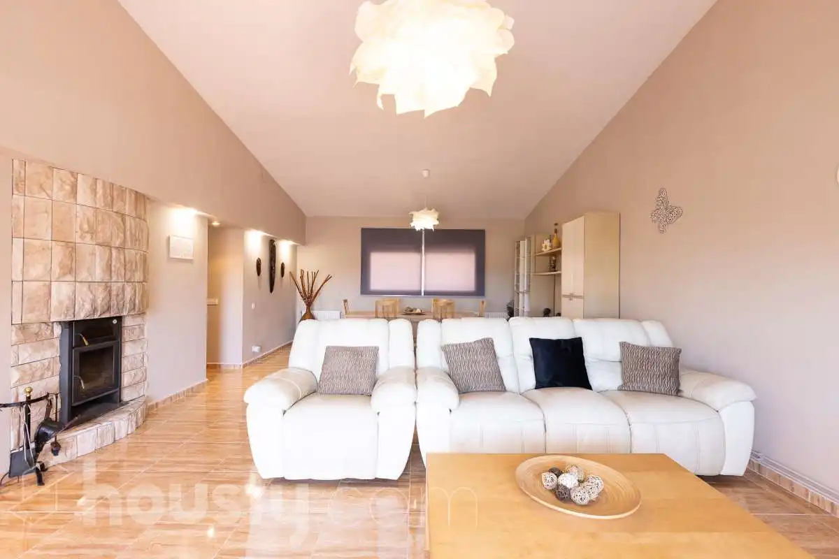 Casa amb terrassa en venda a Calle Girona ., imagen 6