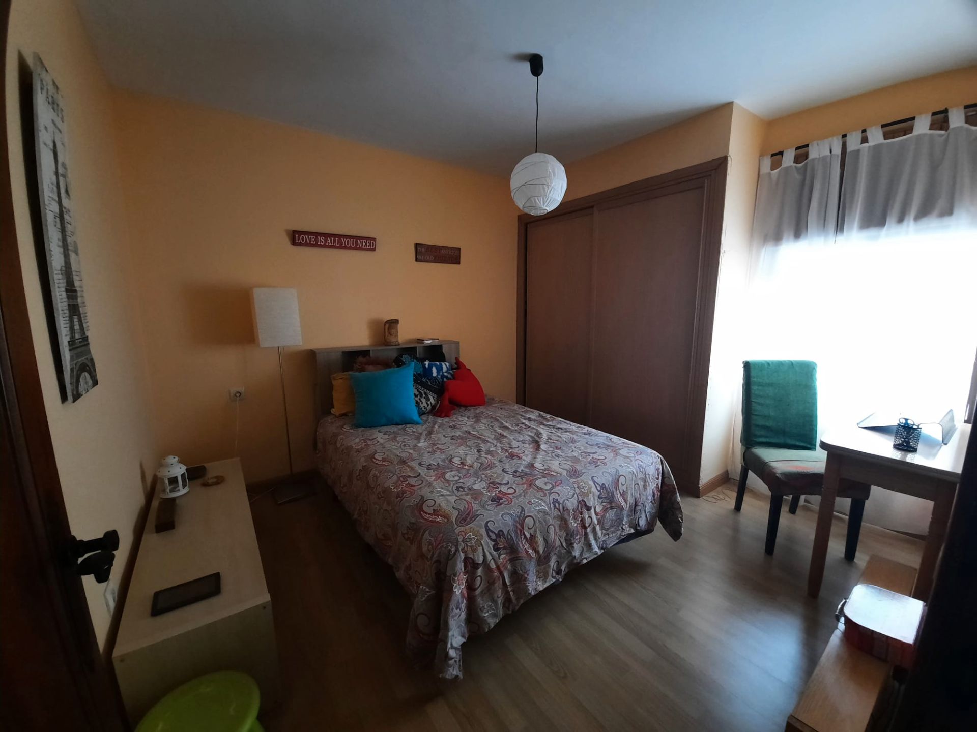 Bedroom of House or chalet to share in Málaga Capital  with Air Conditioner, Heating and Terrace