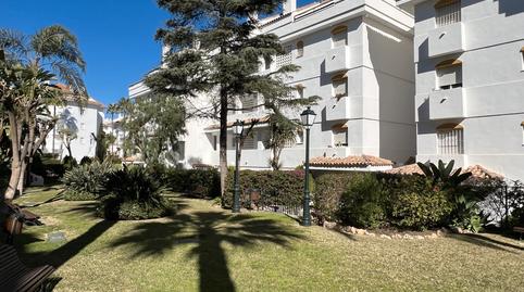 Foto 2 de Piso en venta en Calle 4 a, 12, Guadalmina Baja, Málaga