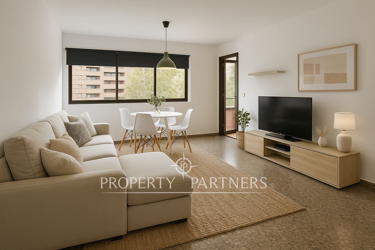 Living room of Apartment for sale in  Valencia Capital  with Air Conditioner, Private garden and Terrace