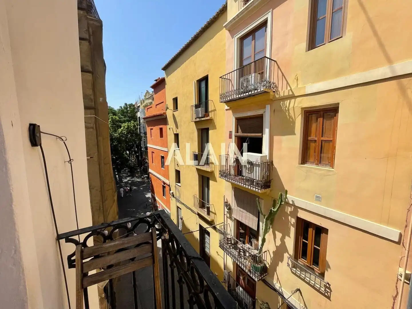 Vista exterior de Piso en venta en Valencia con Aire acondicionado, Calefacción y Terraza