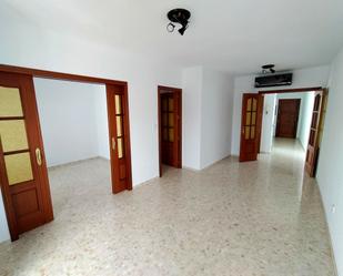 Flat to rent in Casco Histórico  - Ribera - San Basilio