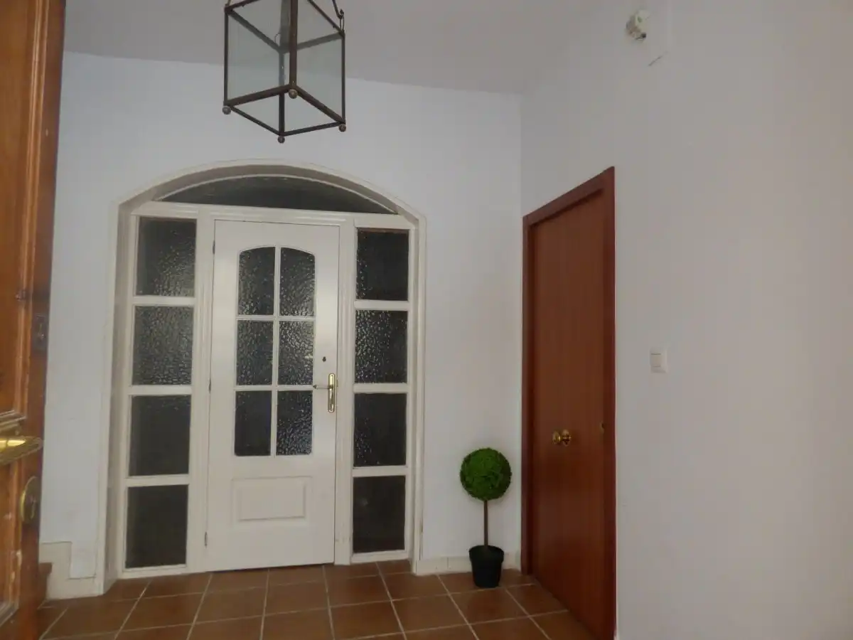 Piso en venta en Almería con Calefacción, Terraza y Amueblado