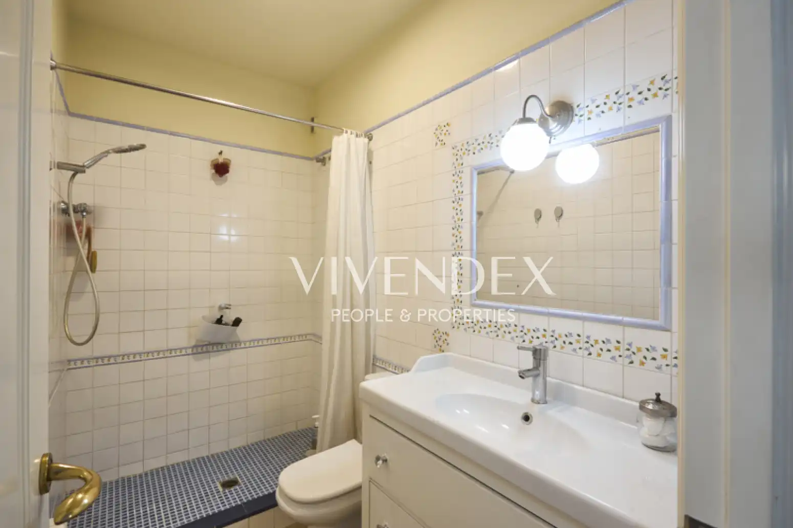 Bathroom of Houses for sale in Sant Vicenç Dels Horts  with Terrace