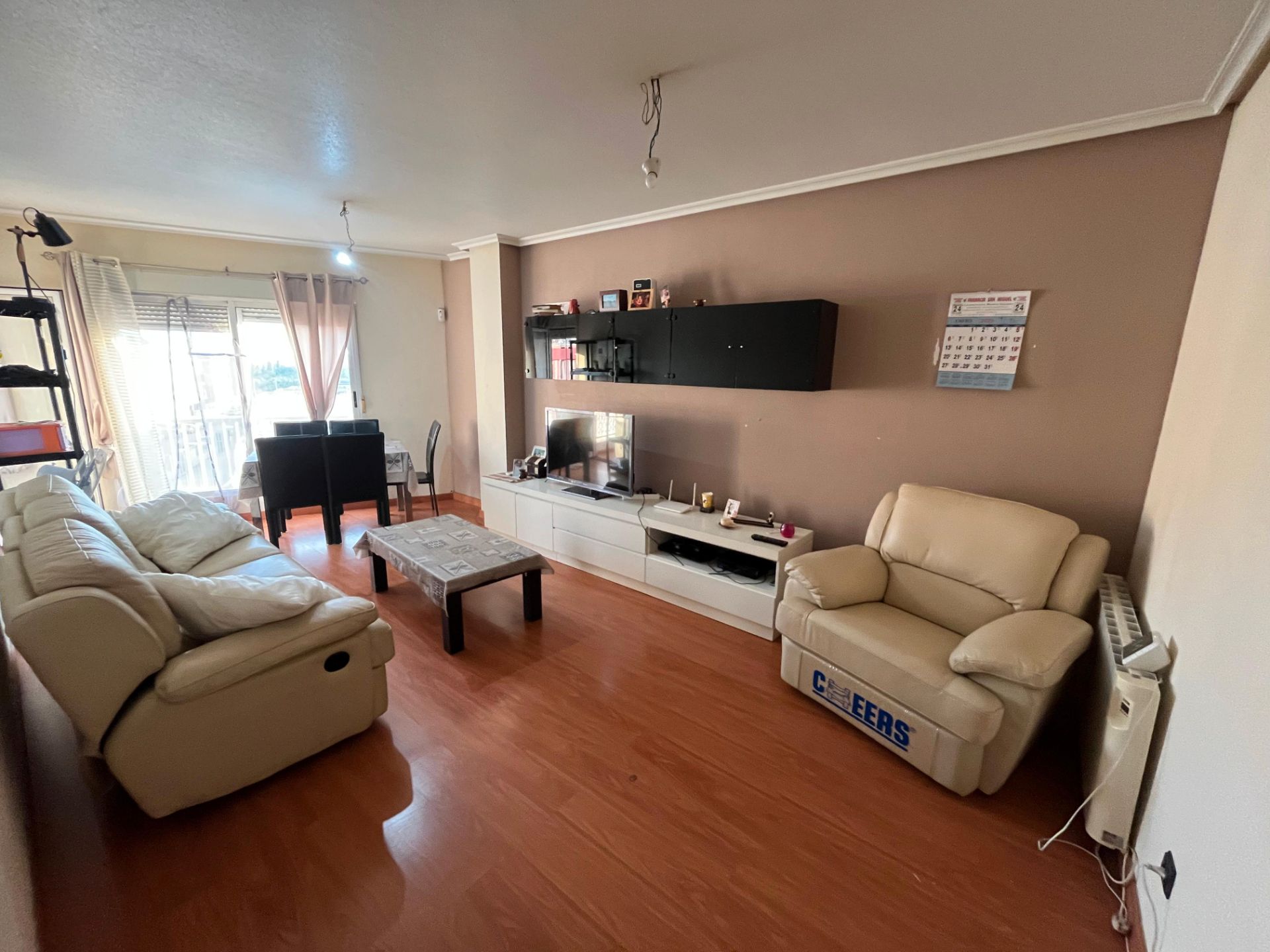 Wohnzimmer von Wohnung zum verkauf in Los Montesinos mit Klimaanlage, Heizung und Parkett