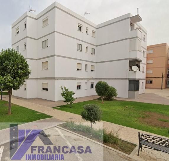 Flat for sale in Puente Mayorga - Campamento