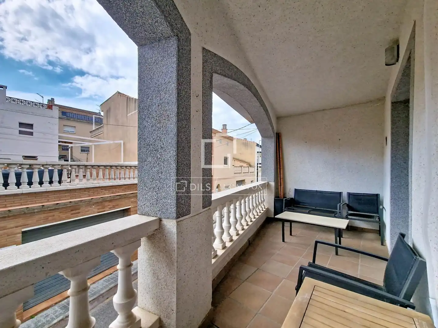 Terrasse von Haus oder Chalet zum Verkauf in Vilanova i la Geltrú mit Klimaanlage, Heizung und Parkett