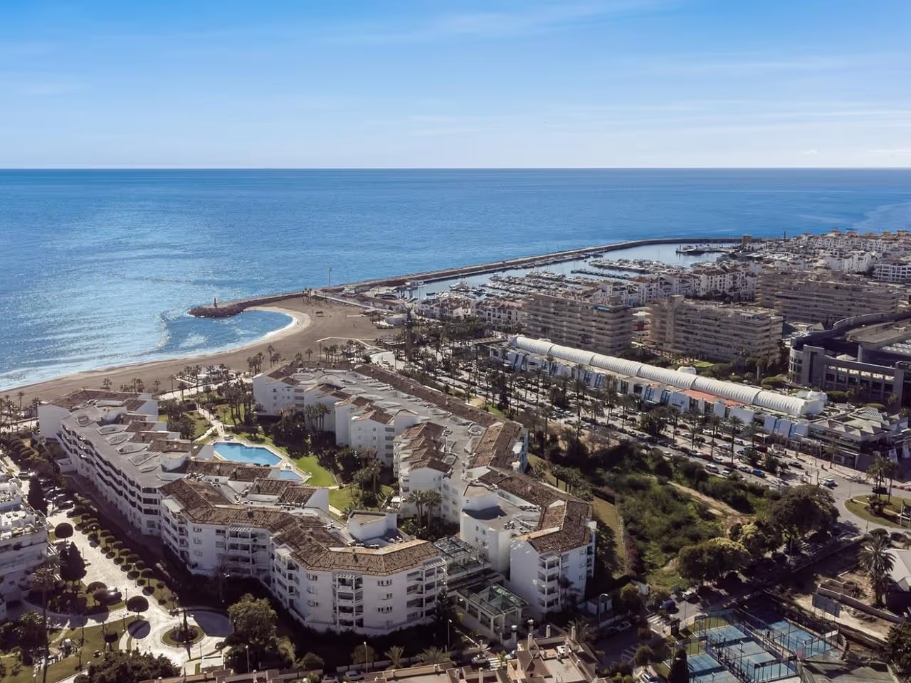 Exterior view of Apartment to rent in Marbella  with Terrace and Community pool