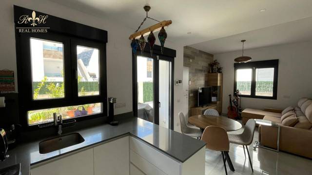 Casa-chalet en Alquiler en NIMEGA en Polop