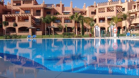 Foto 2 de Piso de alquiler en Calle Campo de Luna, Atalaya - Isdabe, Estepona