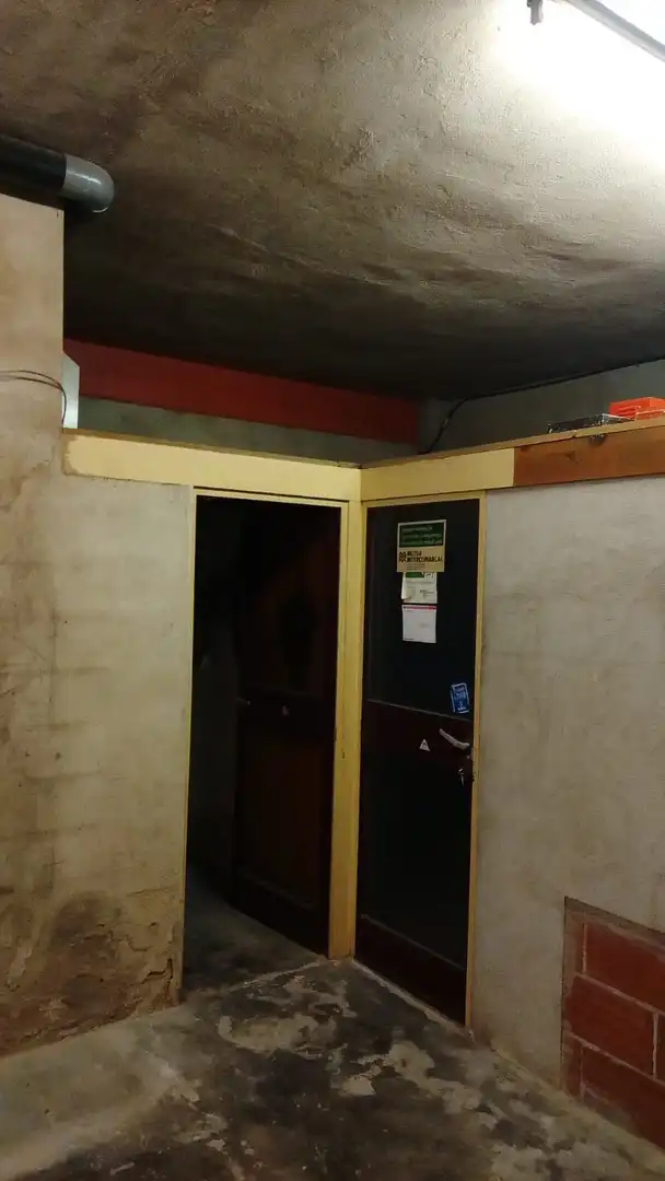 Geschaftsraum zum Verkauf in Girona