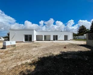 Vista exterior de Casa o xalet en venda en  Cádiz Capital amb Aire condicionat