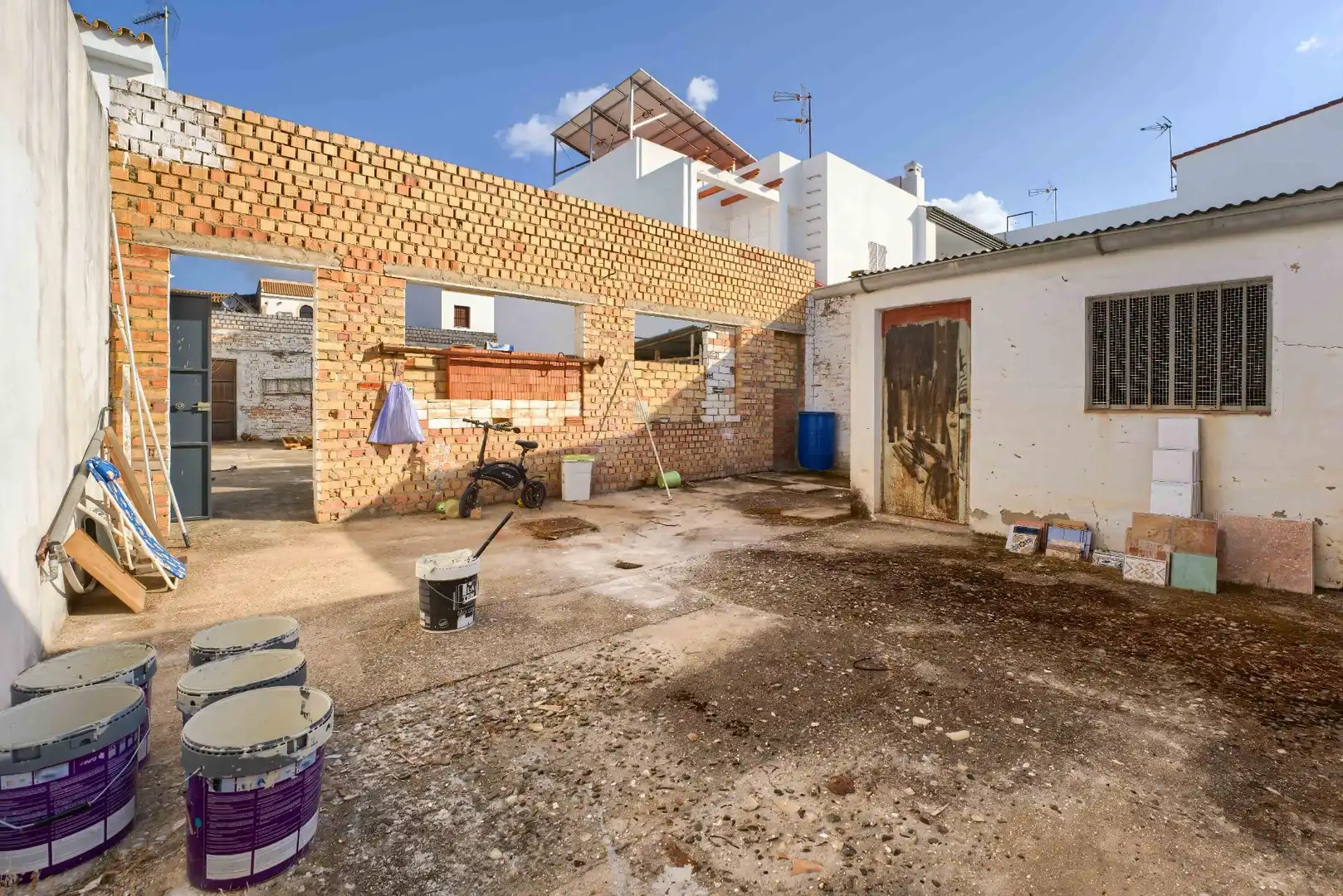Außenansicht von Residential zum Verkauf in Olivares, Sevilla