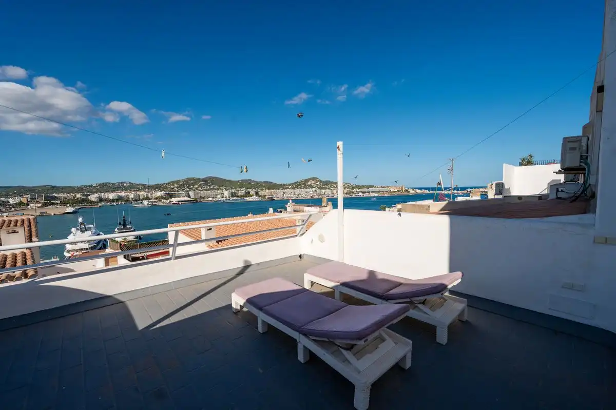 Duplex with terrace for sale in Carrer Alt, imagen 7