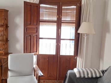 Appartamento con balcone in affitto a Centro