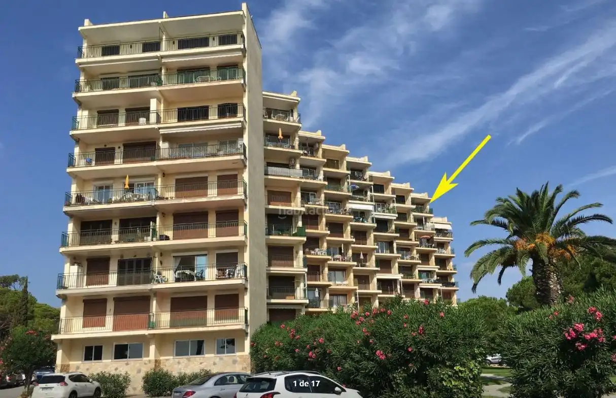 Vista exterior de Àtic en venda en Palamós amb Moblat i Balcó