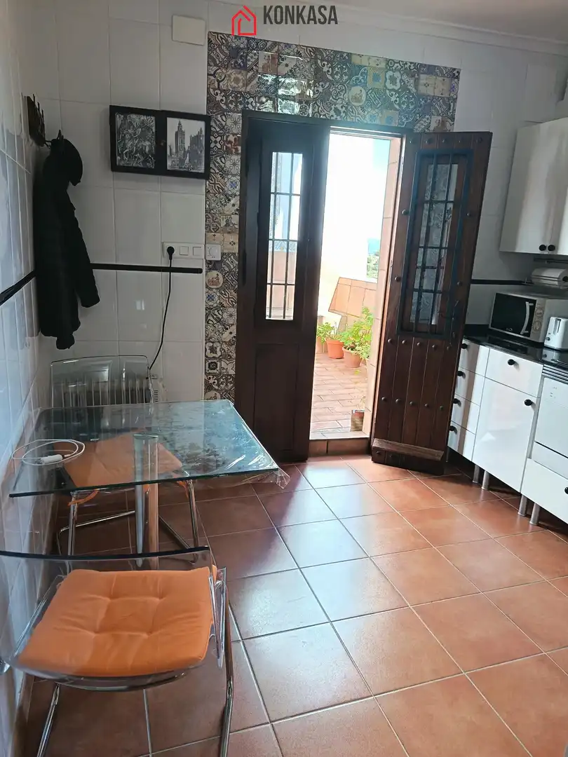 Casa o chalet en venta en Arcos de la Frontera con Terraza, Trastero y Amueblado