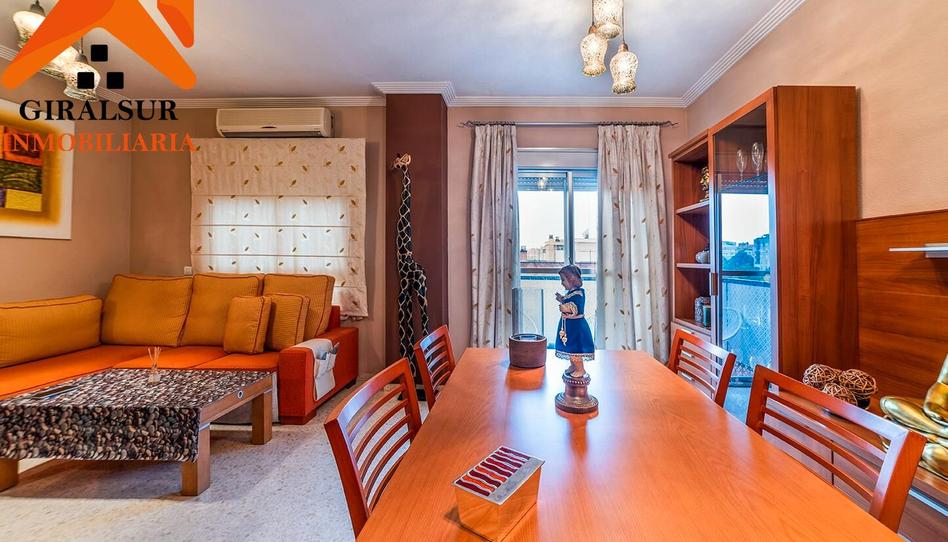 Foto 1 de Pis en venda a Calle María Fulmen, Parque Alcosa, Sevilla