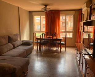 Living room of Flat for sale in Villena  with Air Conditioner, Furnished and Oven