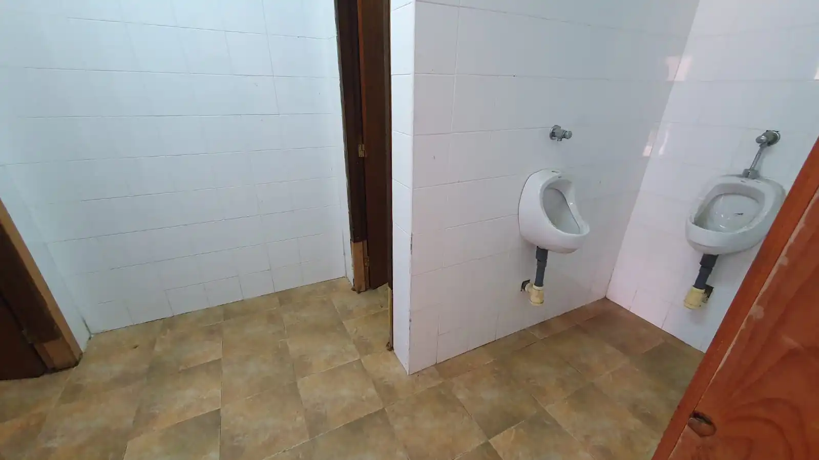 Baño de Local en venta en La Oliva