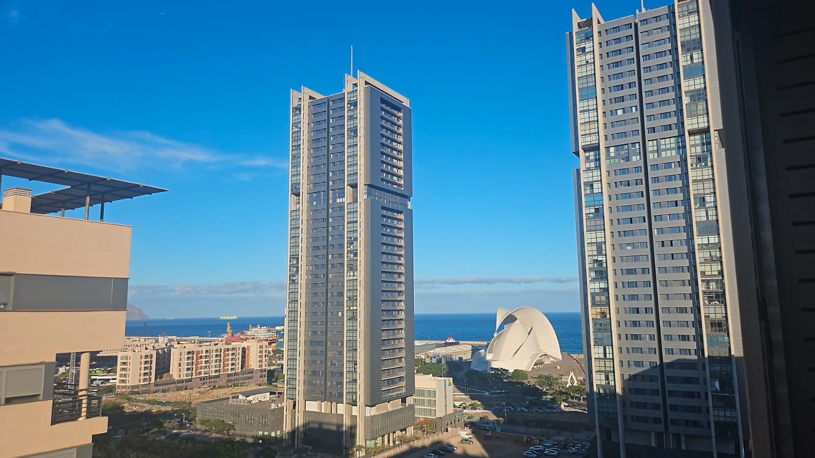 Vista exterior de Àtic en venda en  Santa Cruz de Tenerife Capital amb Aire condicionat, Calefacció i Jardí privat