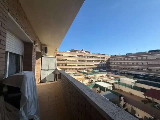 Piso con terraza en venta en Passeig del Camp del Roure 871L, imagen 21