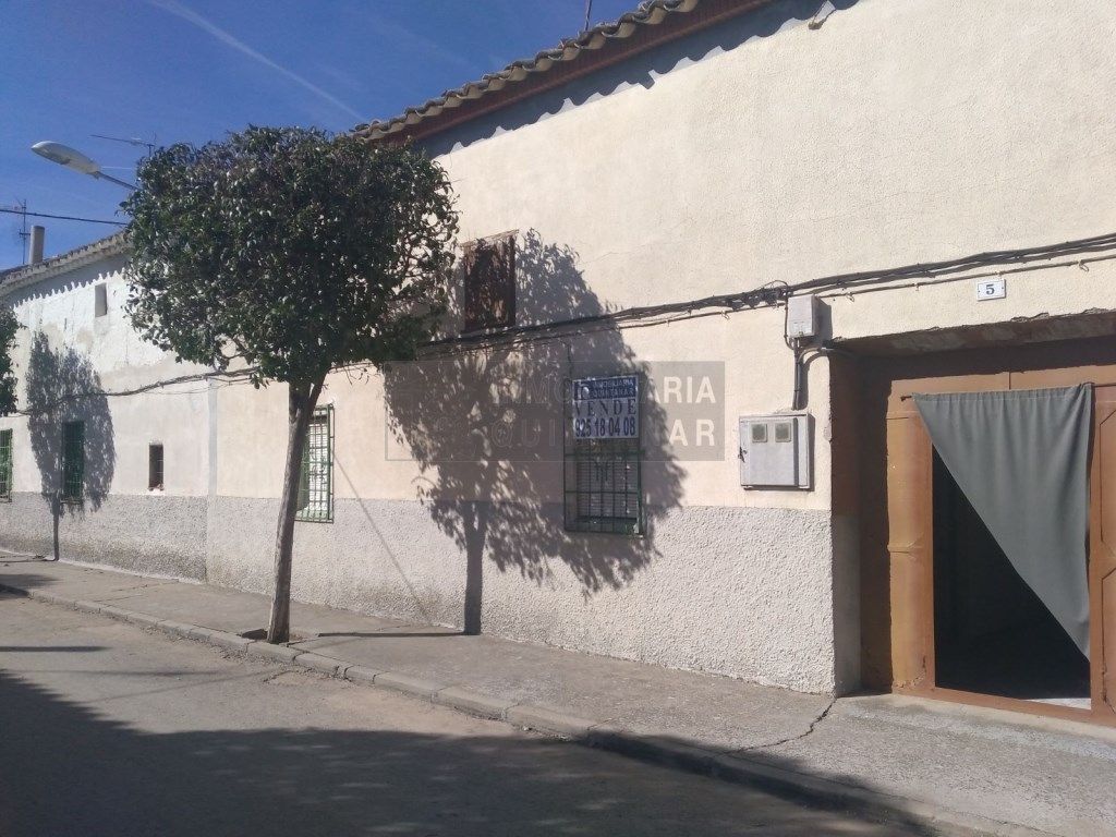 Exterior view of House or chalet for sale in Villanueva de Alcardete