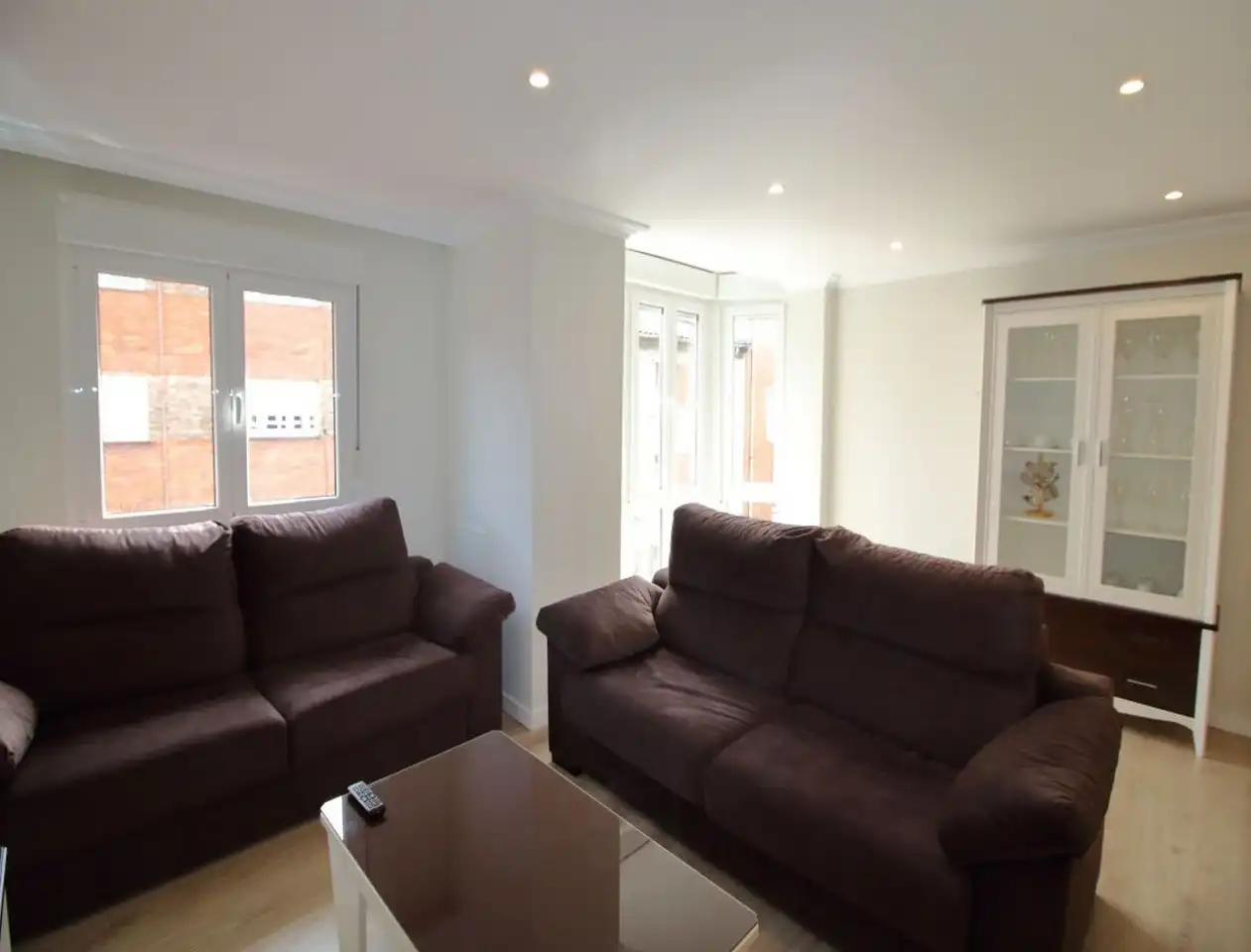 Wohnzimmer von Wohnung zur Miete in Gijón  mit Heizung, Parkett und Möbliert
